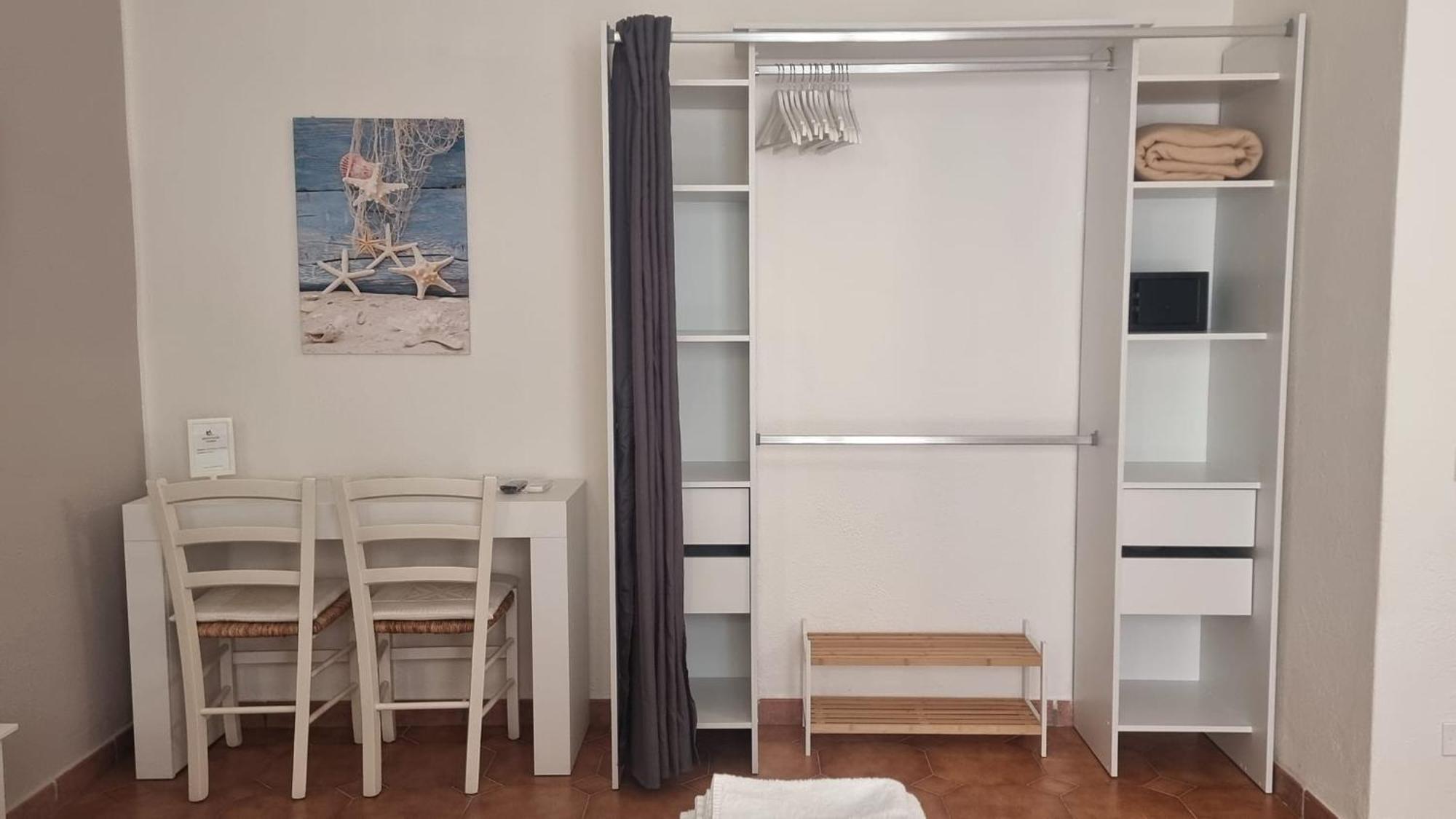 Il Piccolo Giardino Rooms & Breakfast Villasimius Exterior photo