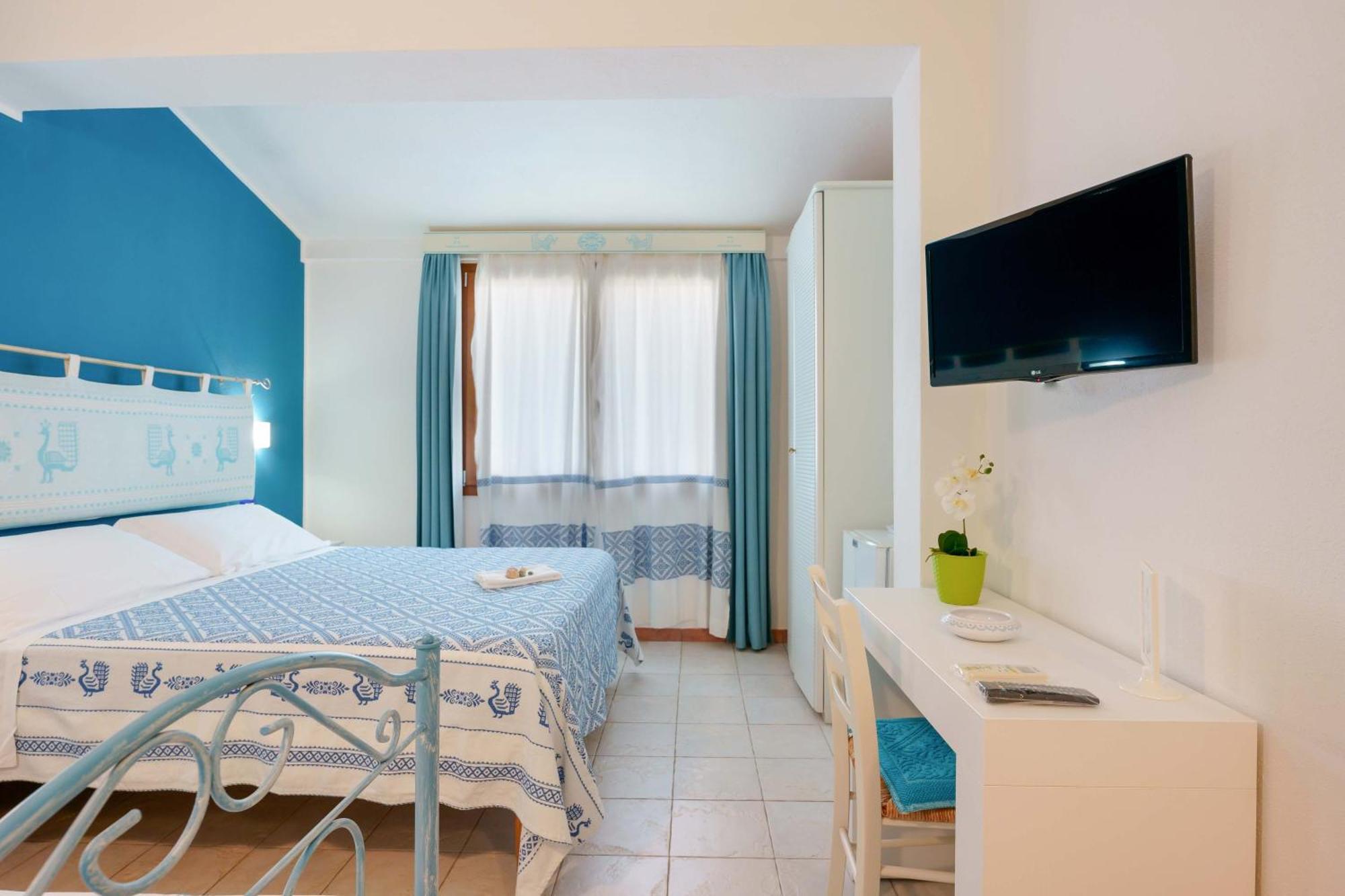 Il Piccolo Giardino Rooms & Breakfast Villasimius Exterior photo